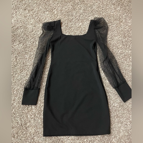 Dress - Picture 5 of 8